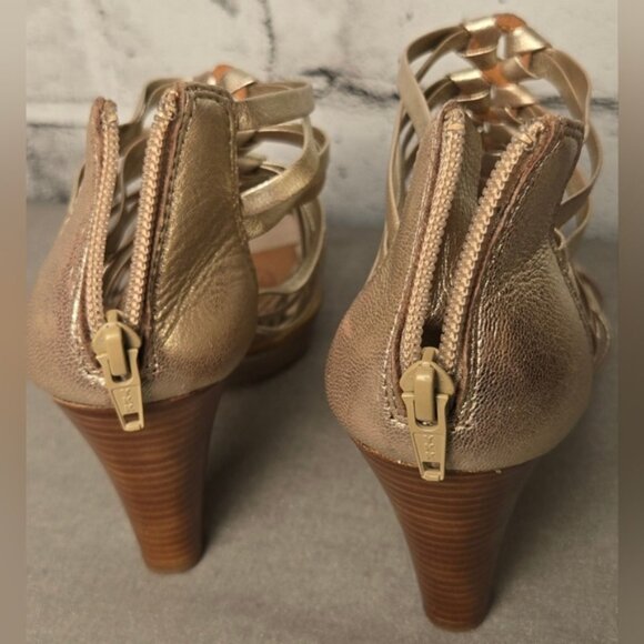 Sottf Strappy Metallic Gold  Gladiator Stappy Heels - Picture 10 of 15